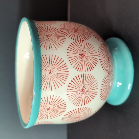 The Pioneer Woman Turquoise/Red Starburst Footed Happiness Mug. - Picture 4 of 8
